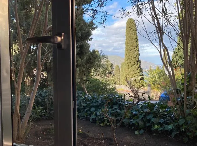 In Center 3* タオルミーナ